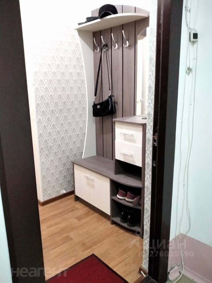 Продается 1-комнатная квартира, 38 м²