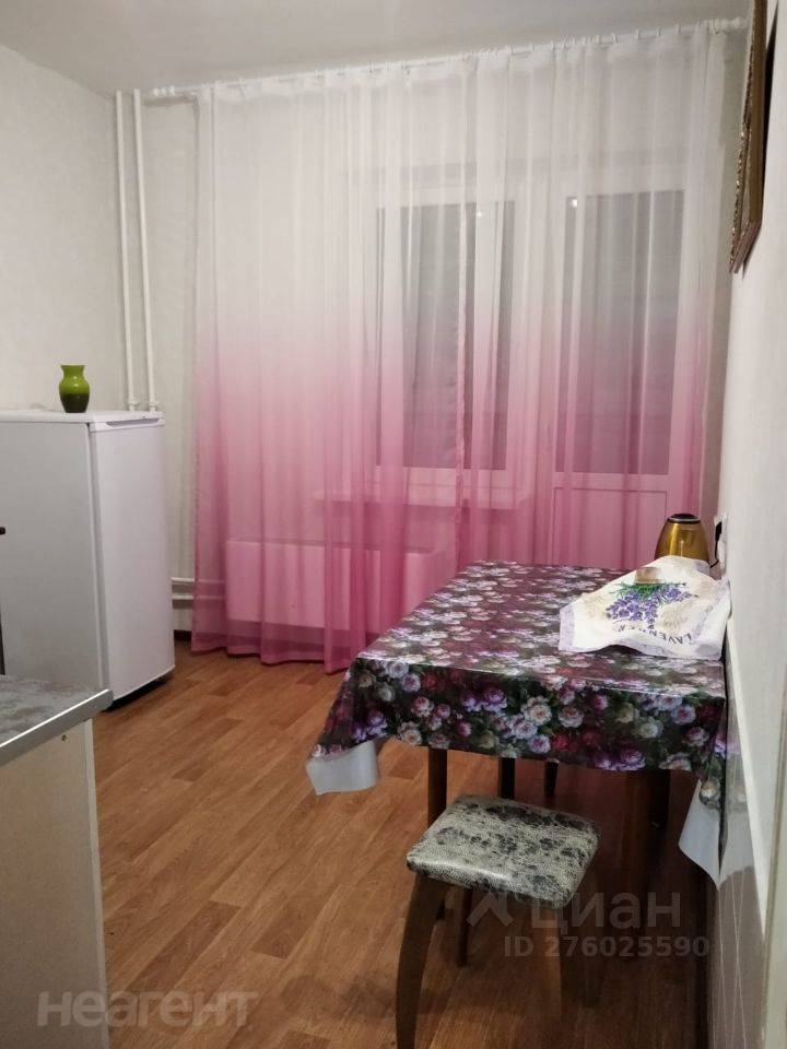 Продается 1-комнатная квартира, 38 м²