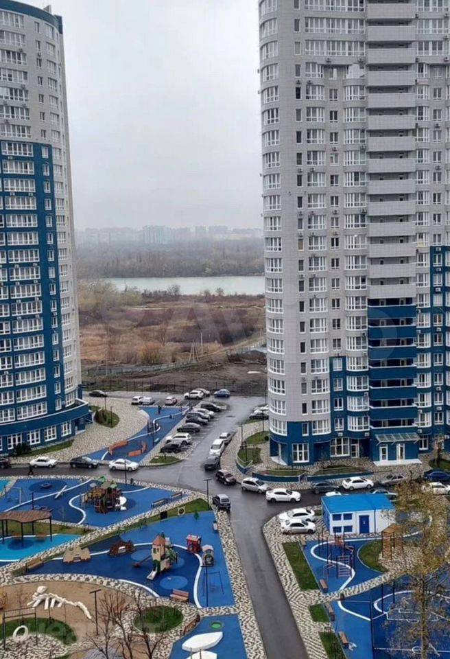 Продается 1-комнатная квартира, 32 м²