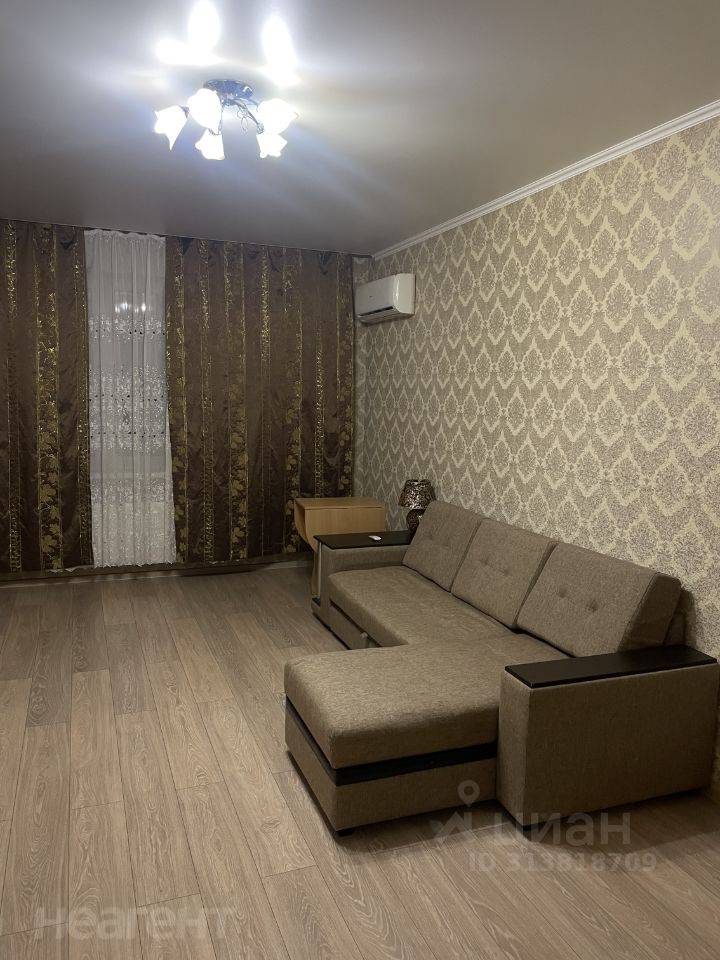 Сдается 1-комнатная квартира, 51 м²