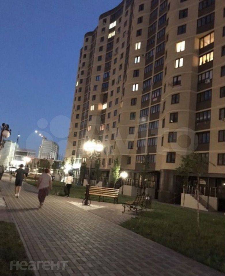 Сдается 1-комнатная квартира, 37,8 м²