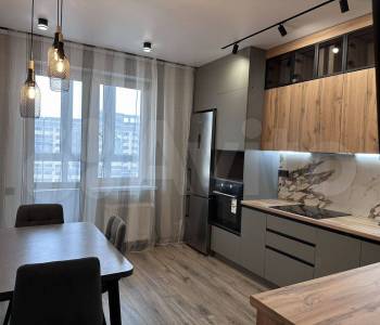 Сдается 1-комнатная квартира, 39,8 м²