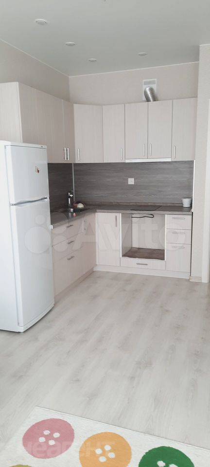 Сдается 1-комнатная квартира, 42 м²