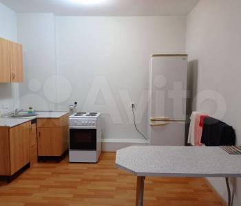 Продается 1-комнатная квартира, 38 м²