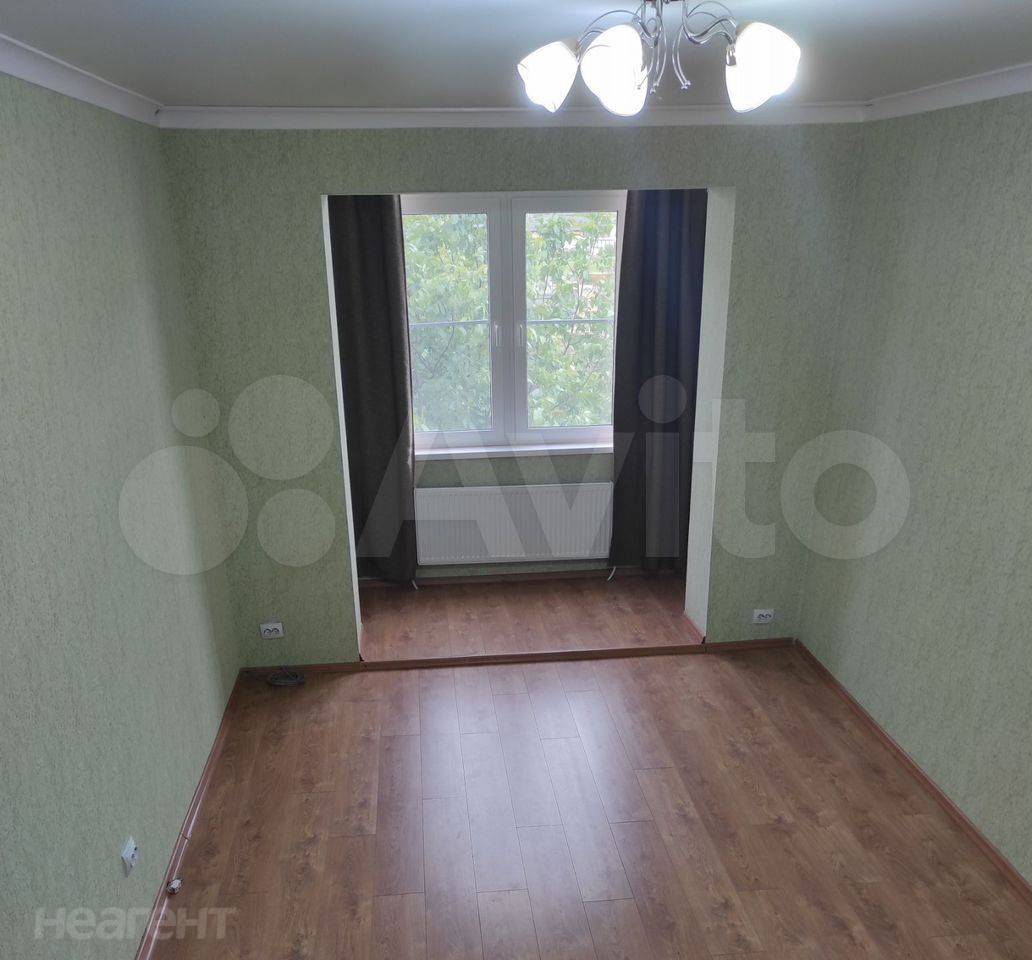 Продается 1-комнатная квартира, 28 м²