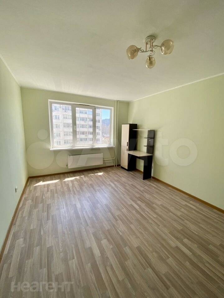 Продается 2-х комнатная квартира, 65 м²