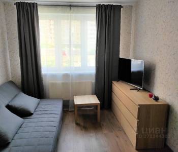 Сдается 1-комнатная квартира, 42 м²