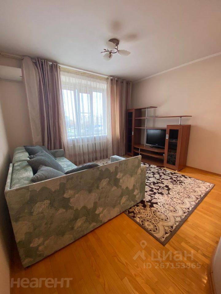 Сдается 1-комнатная квартира, 57 м²