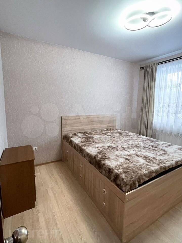 Сдается 2-х комнатная квартира, 64 м²