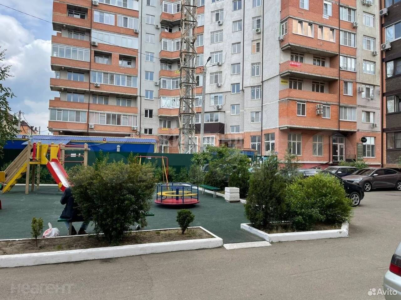 Продается 1-комнатная квартира, 47 м²