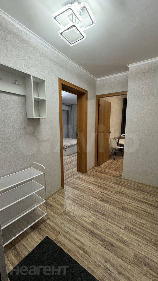 Сдается 1-комнатная квартира, 40 м²