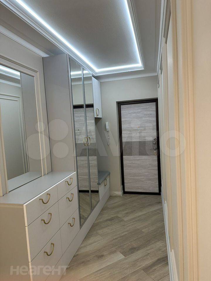 Сдается Многокомнатная квартира, 84 м²