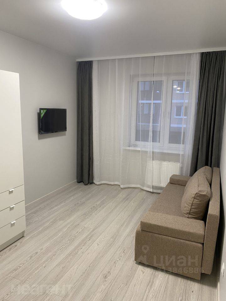 Сдается 1-комнатная квартира, 40 м²