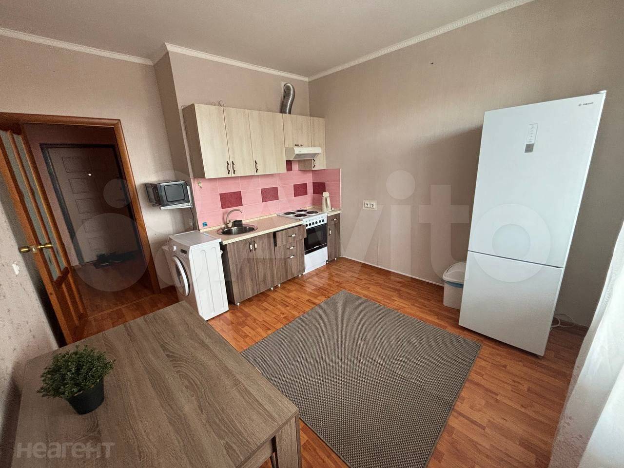 Сдается 1-комнатная квартира, 38 м²