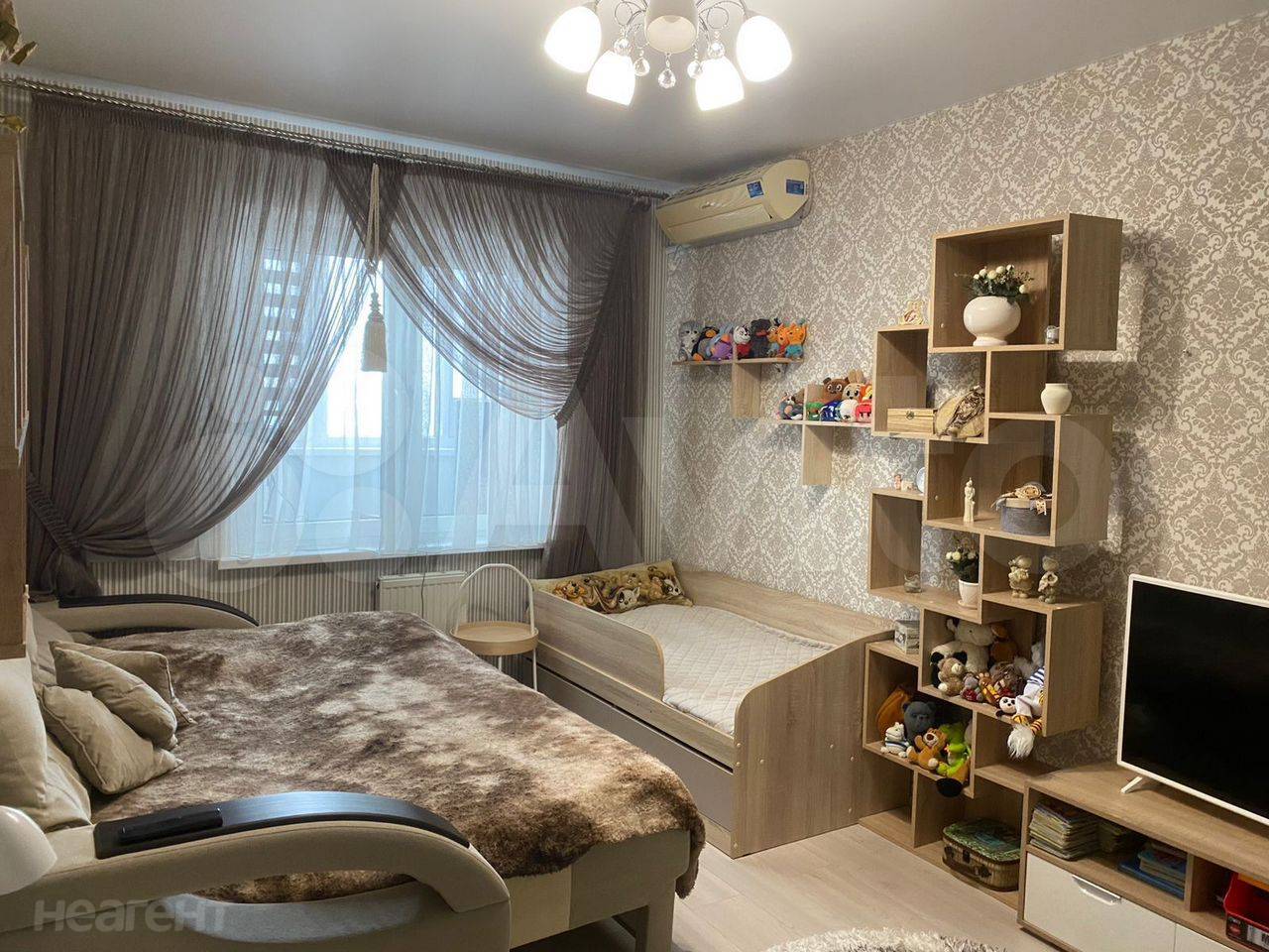 Продается 1-комнатная квартира, 44 м²