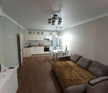 Сдается 1-комнатная квартира, 43 м²