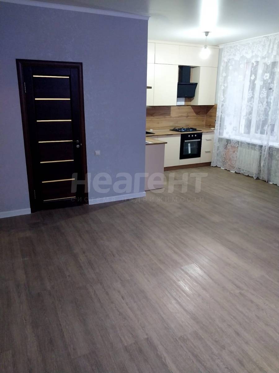 Сдается Многокомнатная квартира, 84 м²