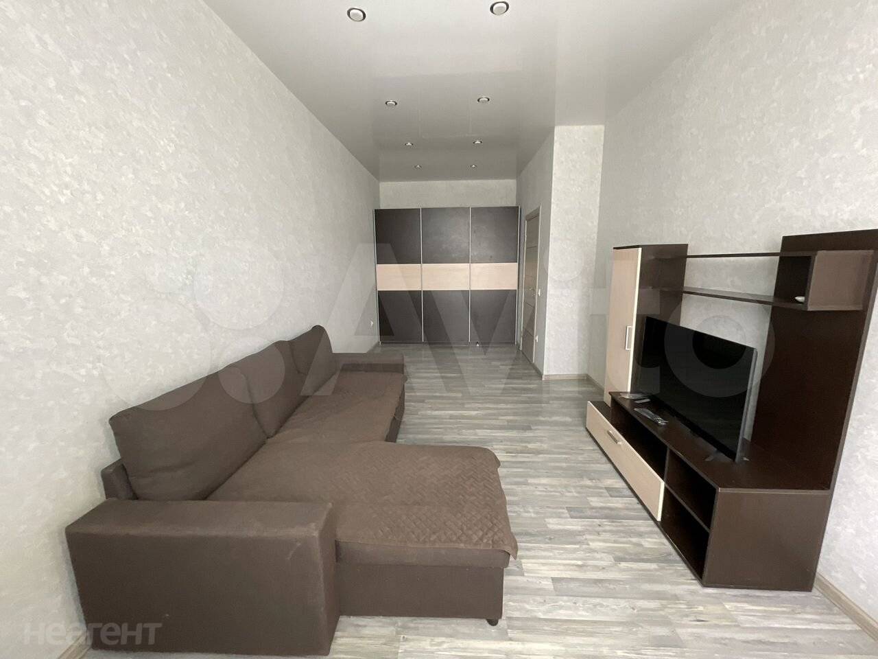 Сдается 1-комнатная квартира, 38 м²