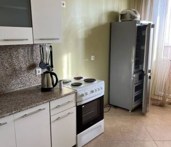 Сдается 1-комнатная квартира, 50 м²