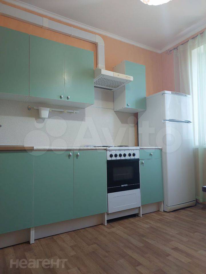 Сдается 1-комнатная квартира, 40 м²