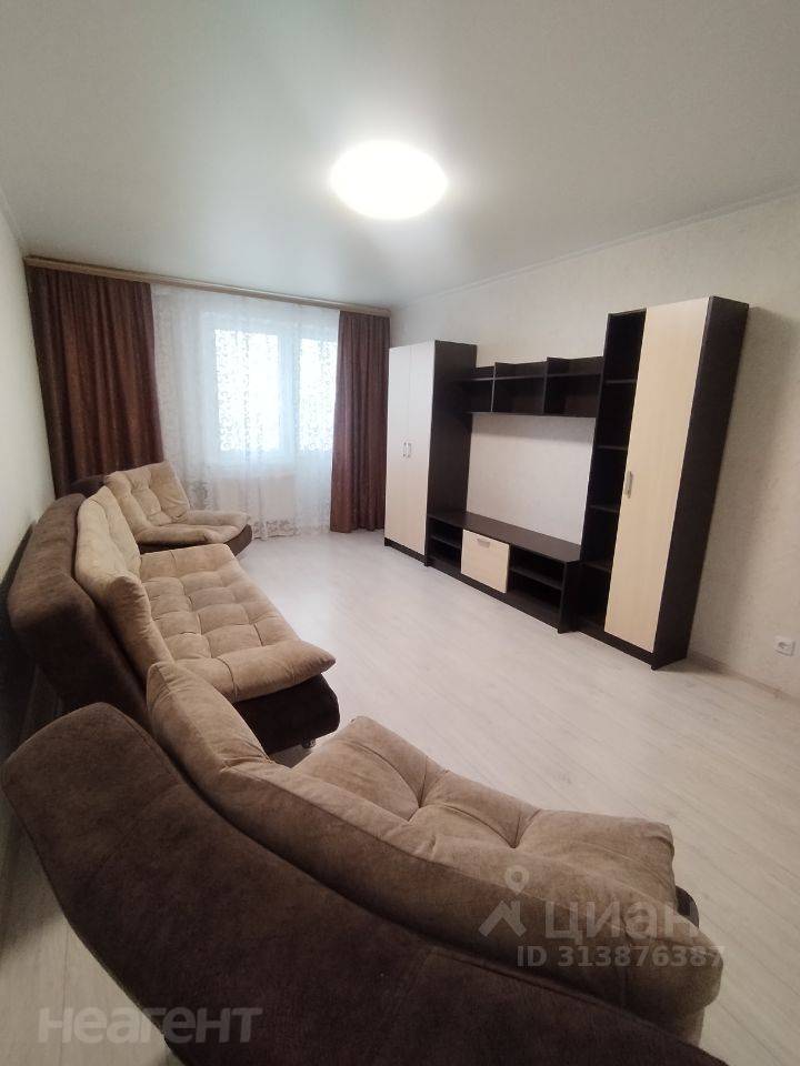 Сдается 2-х комнатная квартира, 69 м²