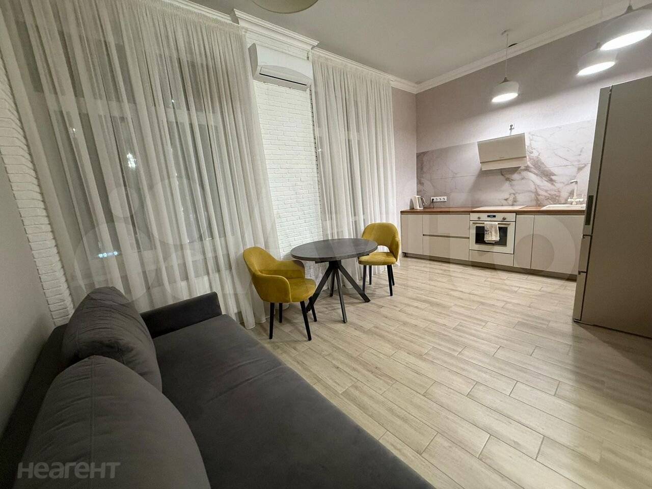 Сдается 1-комнатная квартира, 45 м²