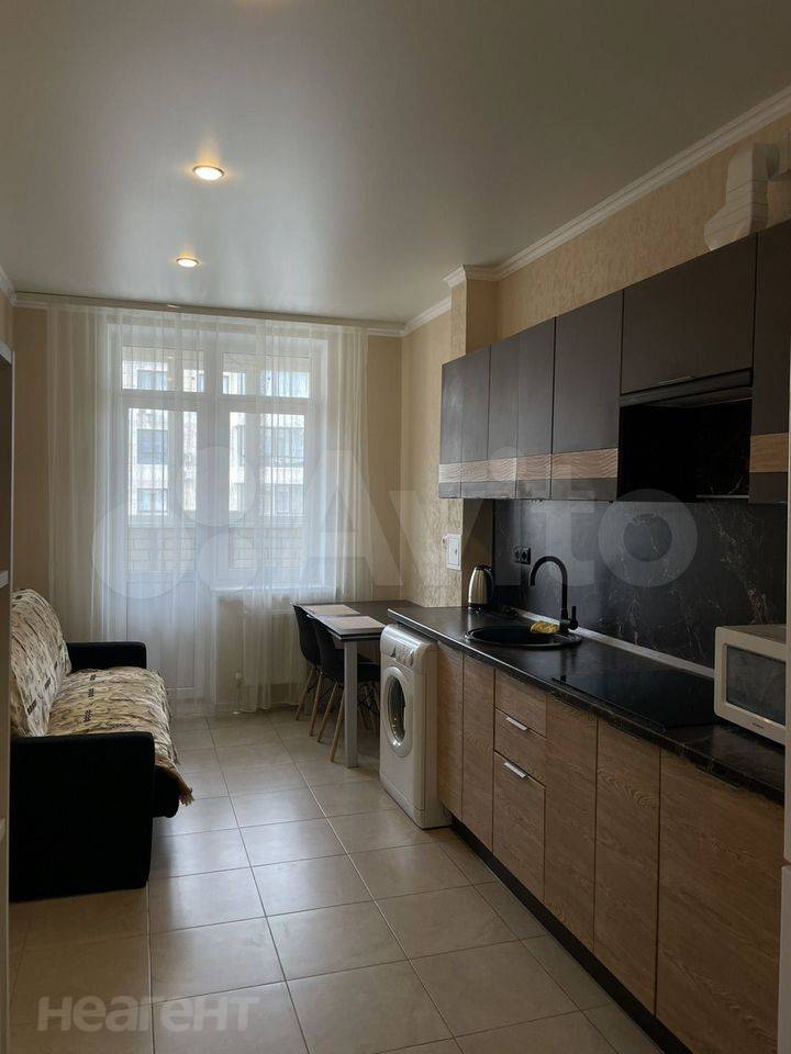 Сдается 1-комнатная квартира, 39,1 м²