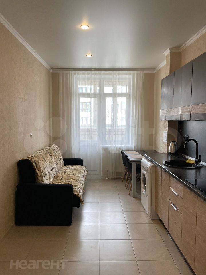 Сдается 1-комнатная квартира, 39,1 м²