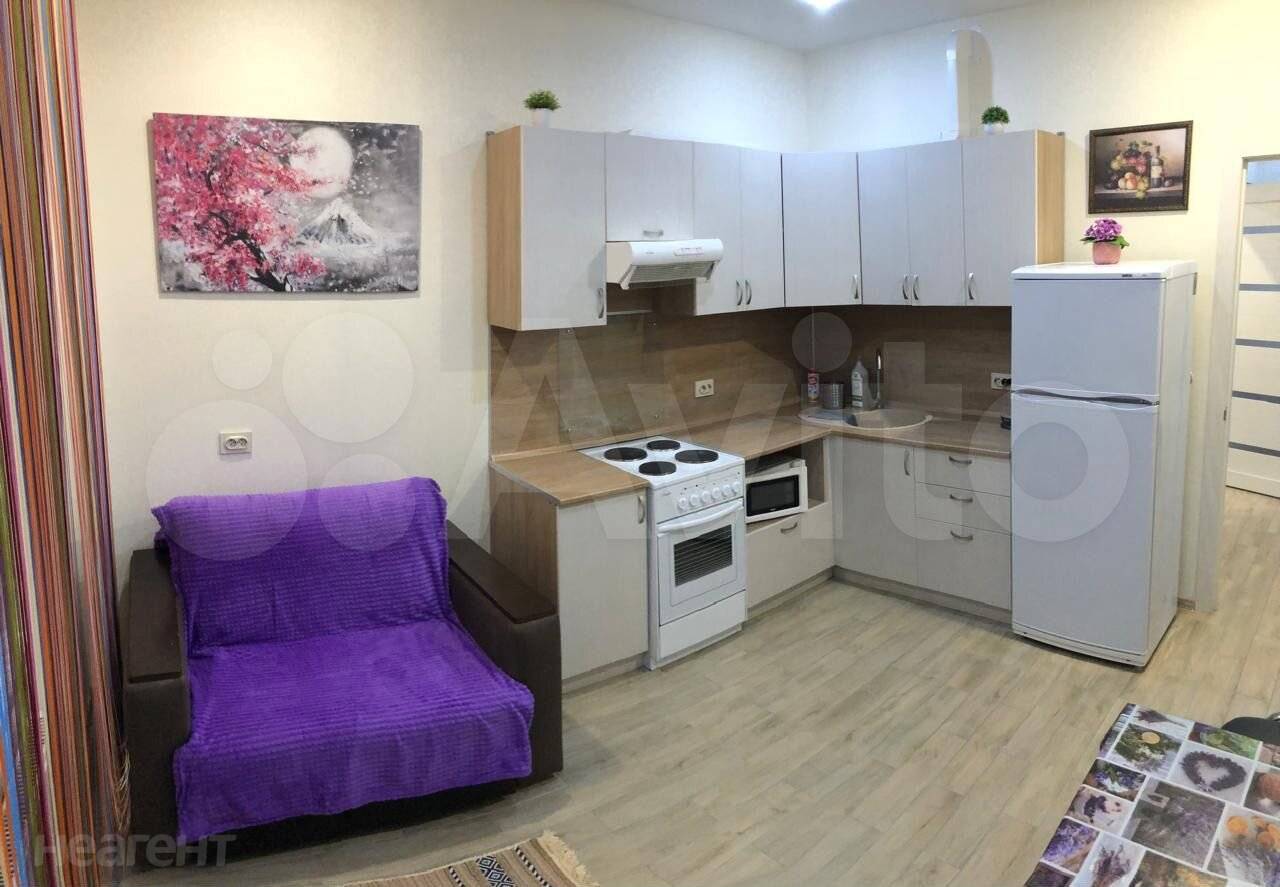 Сдается 1-комнатная квартира, 45 м²