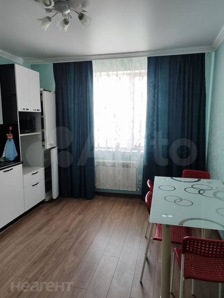 Продается 1-комнатная квартира, 39 м²