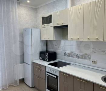 Сдается 1-комнатная квартира, 45 м²