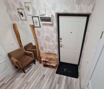 Продается 1-комнатная квартира, 42 м²