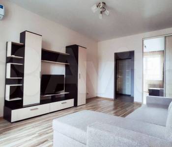 Сдается 1-комнатная квартира, 43 м²