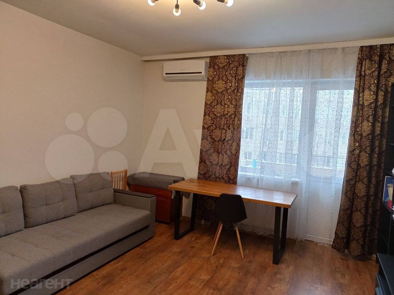 Сдается 2-х комнатная квартира, 70 м²