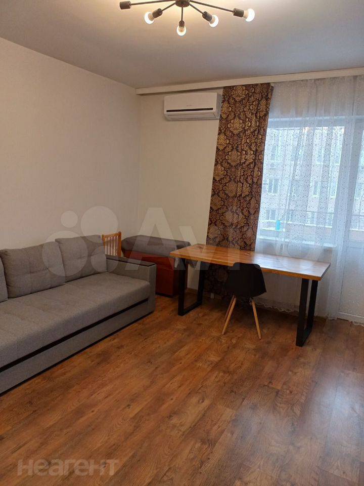 Сдается 2-х комнатная квартира, 70 м²