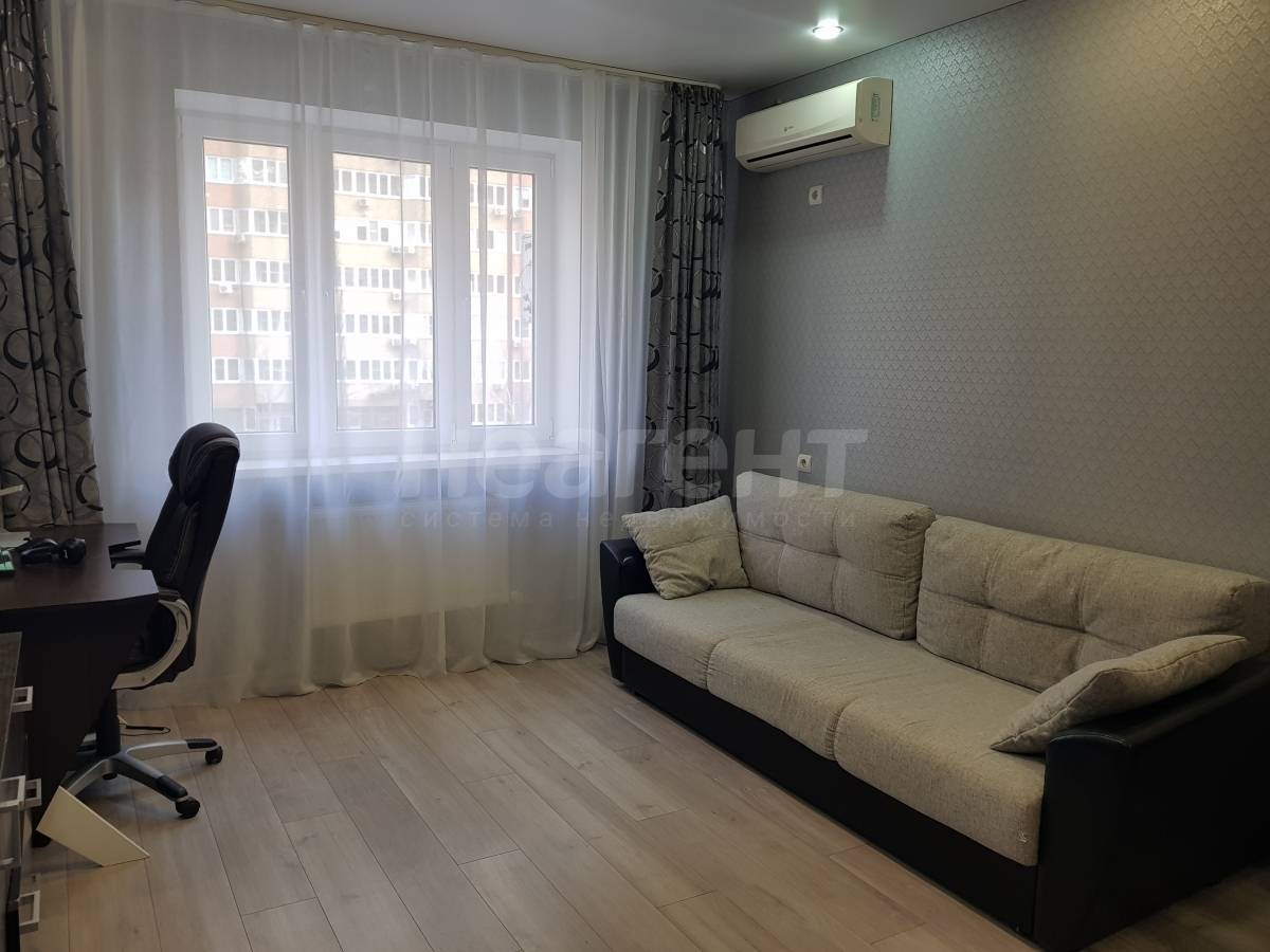 Продается 1-комнатная квартира, 40 м²