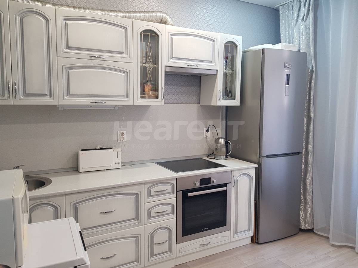 Продается 1-комнатная квартира, 40 м²