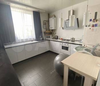 Продается 3-х комнатная квартира, 54 м²