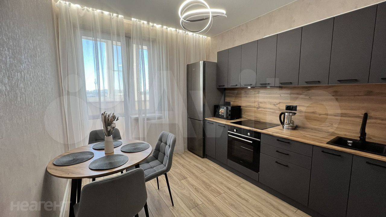 Продается 1-комнатная квартира, 35 м²