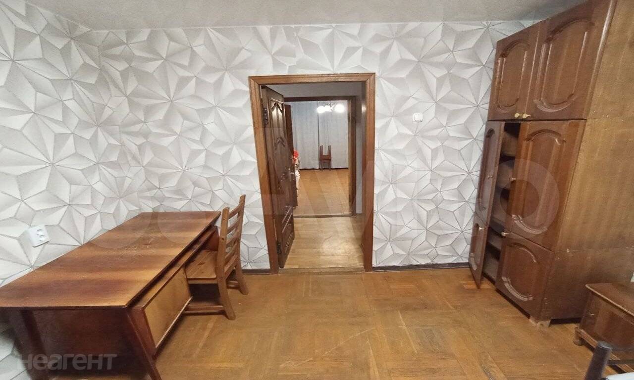 Сдается Многокомнатная квартира, 53 м²