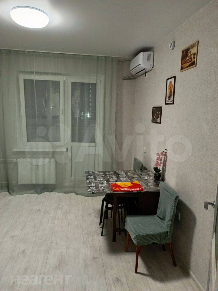 Сдается 2-х комнатная квартира, 67 м²