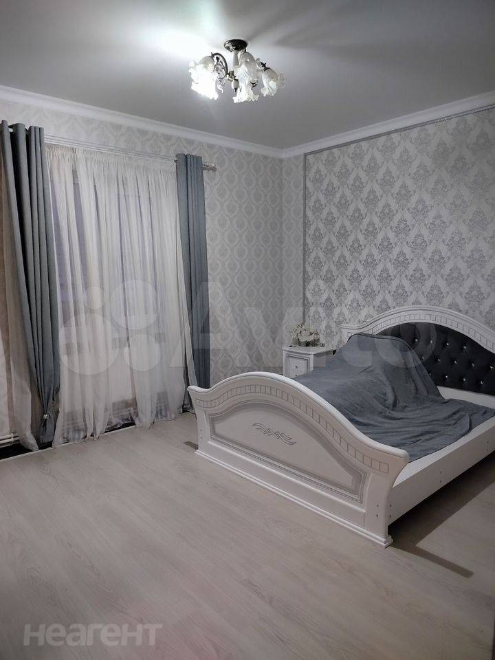 Продается Дом, 192 м²