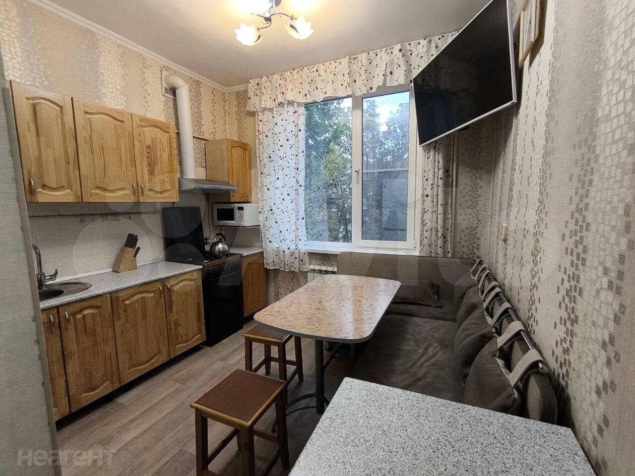 Сдается 1-комнатная квартира, 36 м²