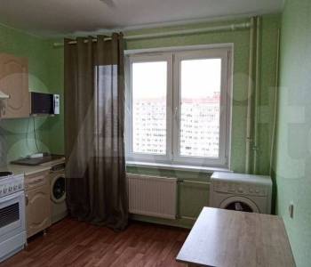 Сдается 1-комнатная квартира, 40 м²