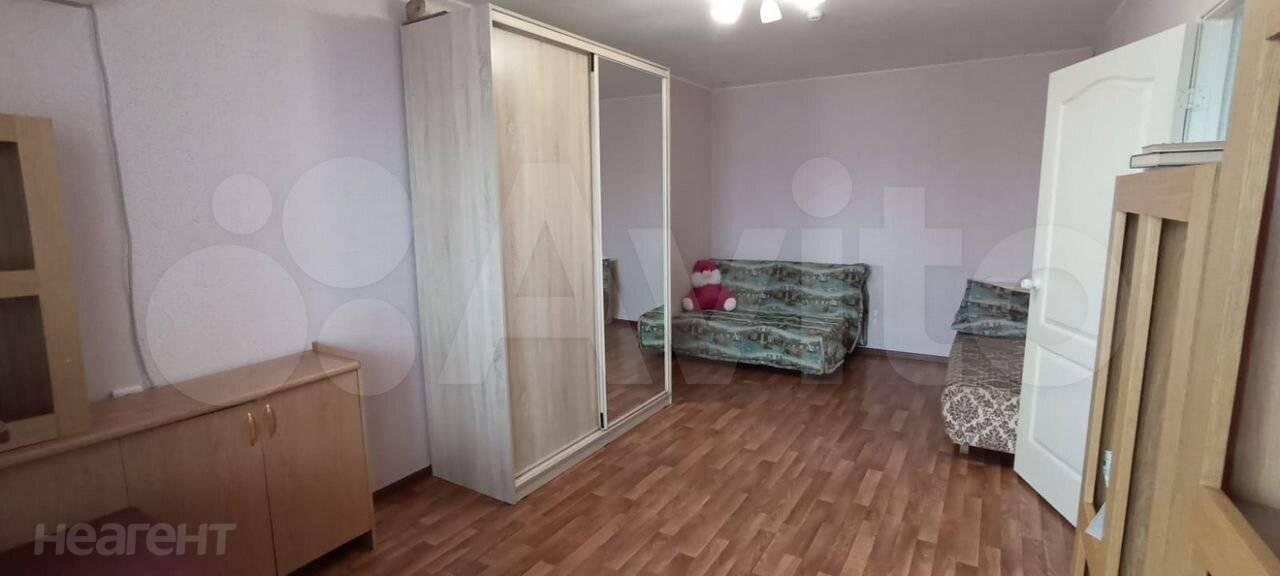 Сдается 1-комнатная квартира, 40 м²