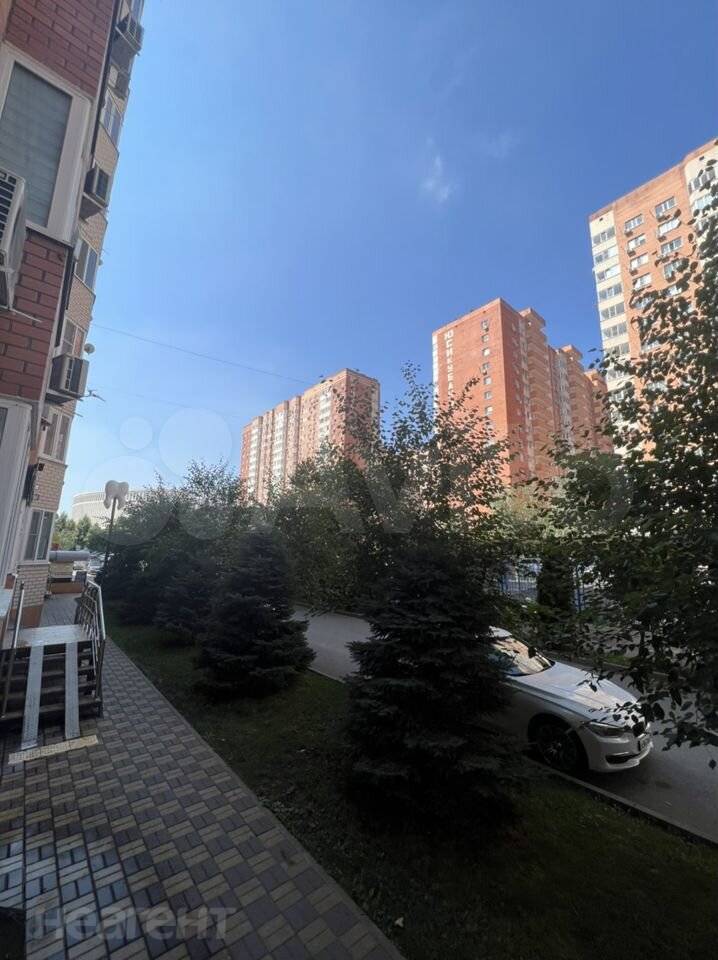 Сдается 1-комнатная квартира, 40 м²