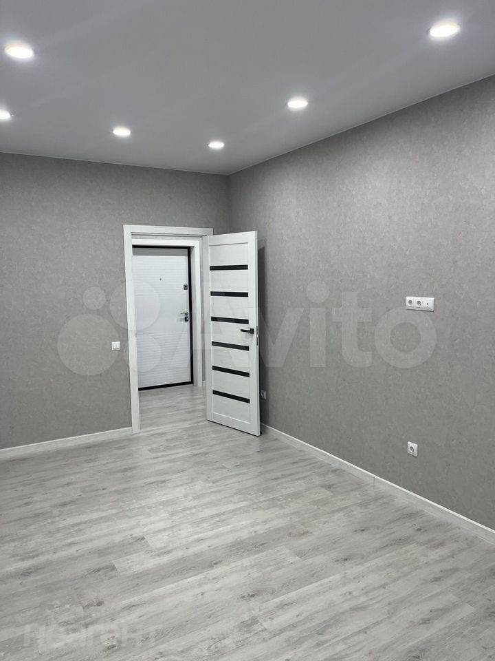 Продается 1-комнатная квартира, 37,7 м²