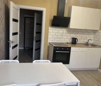 Сдается 1-комнатная квартира, 45 м²