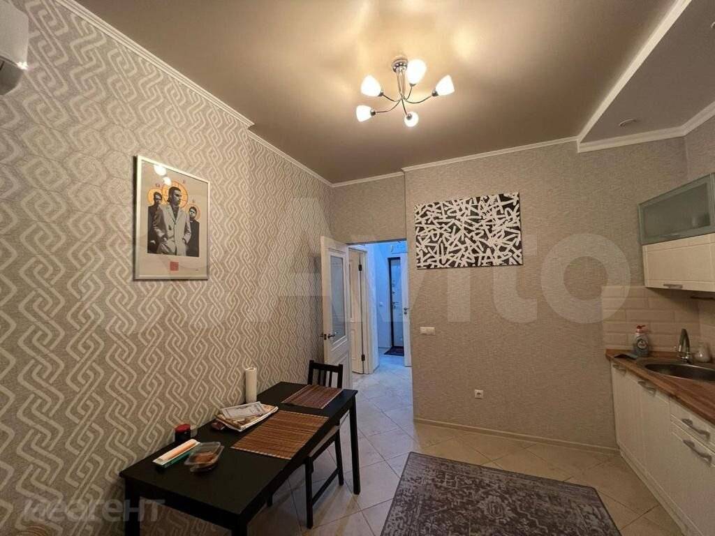 Сдается 1-комнатная квартира, 47 м²