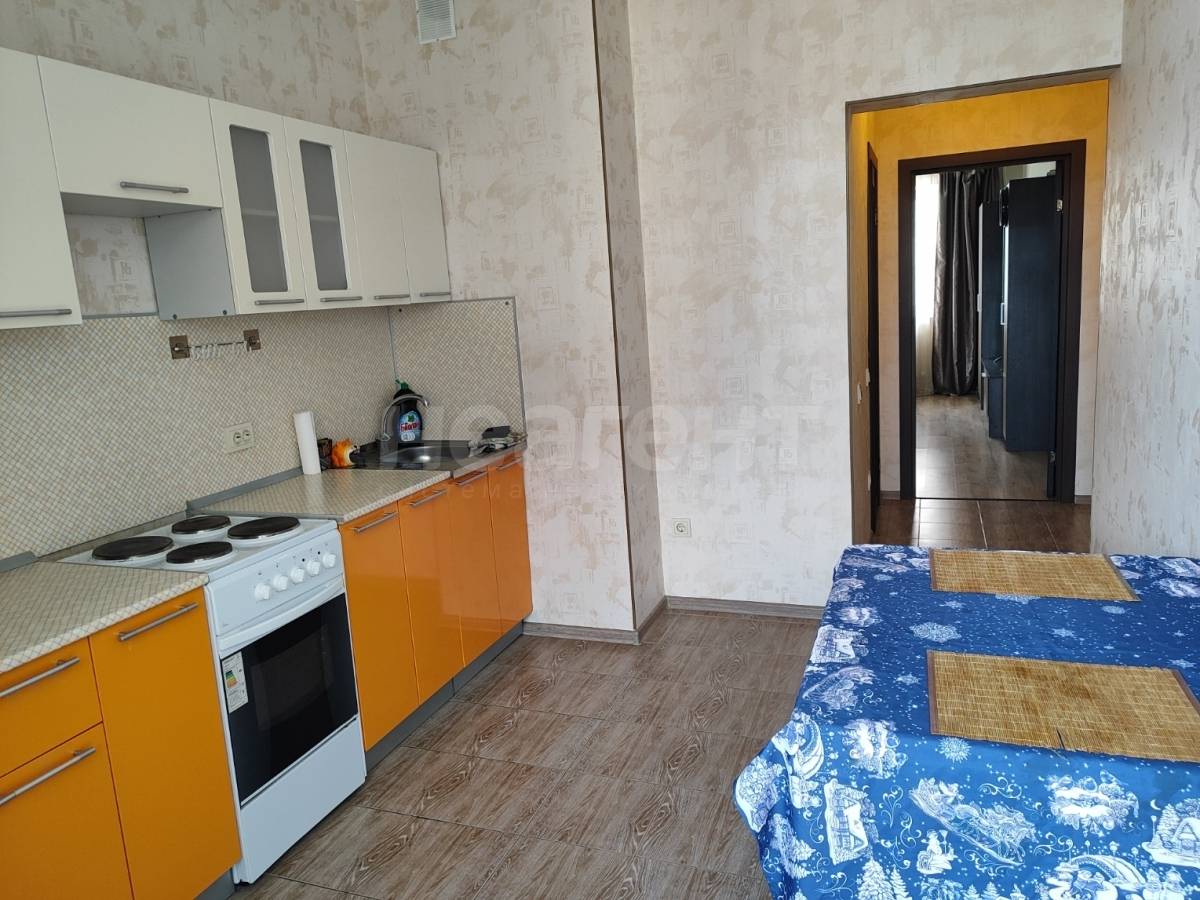 Сдается 1-комнатная квартира, 35 м²